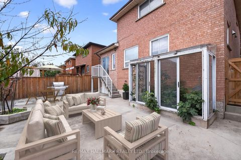 Photo 48 at 101 Embassy Drive, East Woodbridge, Vaughan