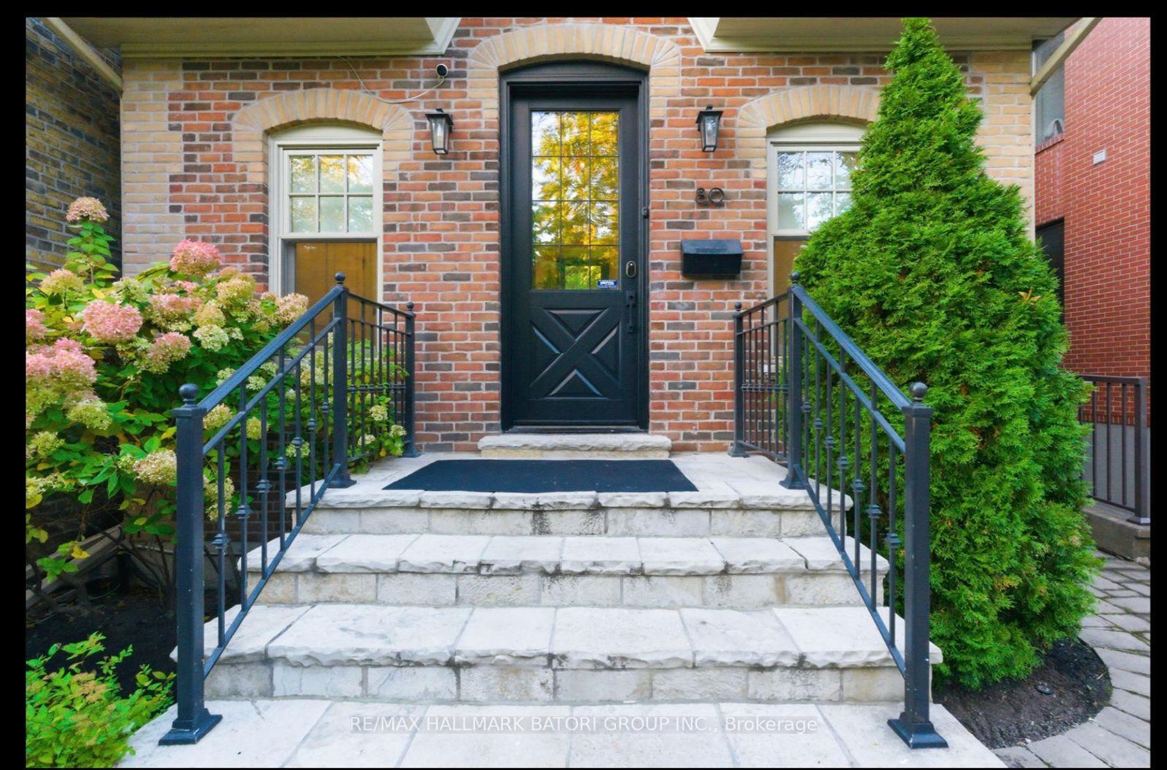 80 Macpherson Avenue, Annex, Toronto photo number 2