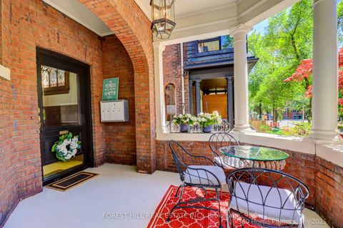 Photo 3 at 379 Huron Street, University, Toronto