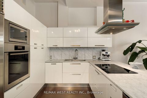 Photo 4 at 115 - 43 Hanna Avenue, Niagara, Toronto