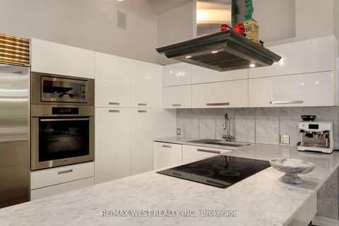 Photo 5 at 115 - 43 Hanna Avenue, Niagara, Toronto