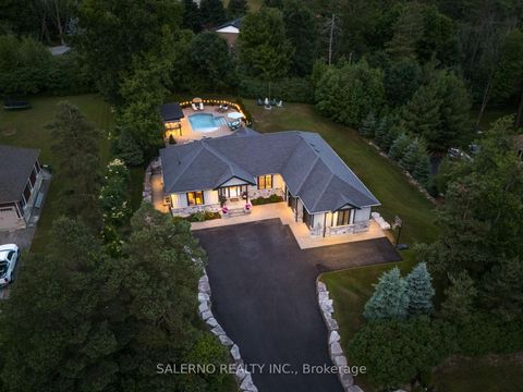 Photo 1 at 2065 Forest Valley Drive, Rural Innisfil, Innisfil
