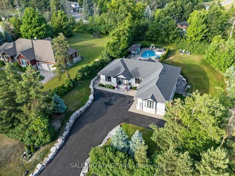 Photo 3 at 2065 Forest Valley Drive, Rural Innisfil, Innisfil