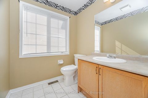 Photo 31 at 85 Ronan Crescent, Sonoma Heights, Vaughan