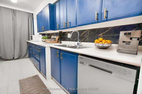 Photo 4 at 2116 - 370 Dixon Road, The Westway, Toronto