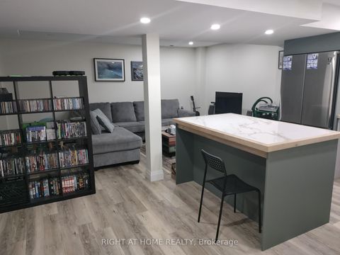 Photo 32 at 154 Peter Rupert Avenue W, Patterson, Vaughan