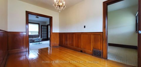 Photo 4 at 223 Westwood Avenue, East York, Toronto