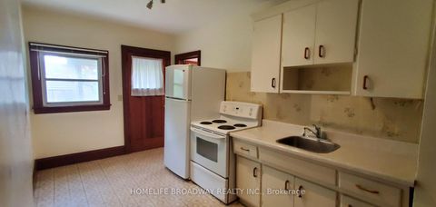 Photo 7 at 223 Westwood Avenue, East York, Toronto