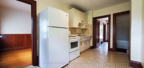 Photo 8 at 223 Westwood Avenue, East York, Toronto