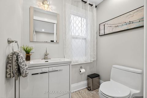 Photo 7 at 41 McDonald Avenue, Oakridge, Toronto