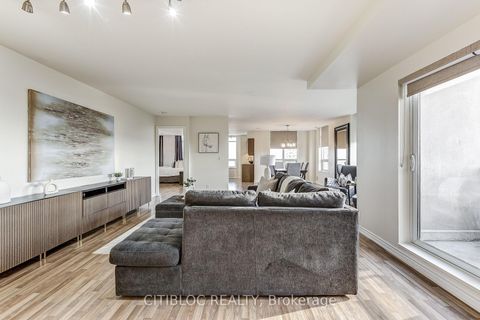 Photo 9 at 1614 - 9225 Jane Street, Maple, Vaughan
