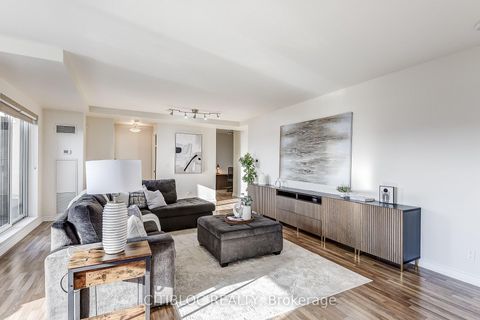 Photo 12 at 1614 - 9225 Jane Street, Maple, Vaughan