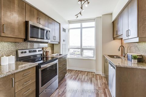 Photo 17 at 1614 - 9225 Jane Street, Maple, Vaughan