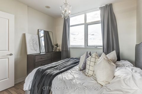 Photo 19 at 1614 - 9225 Jane Street, Maple, Vaughan