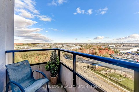 Photo 26 at 1614 - 9225 Jane Street, Maple, Vaughan