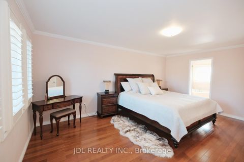 Photo 12 at 53 Fern Valley Crescent, Oak Ridges, Richmond Hill