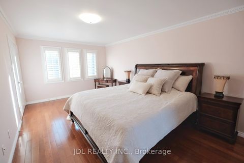 Photo 13 at 53 Fern Valley Crescent, Oak Ridges, Richmond Hill