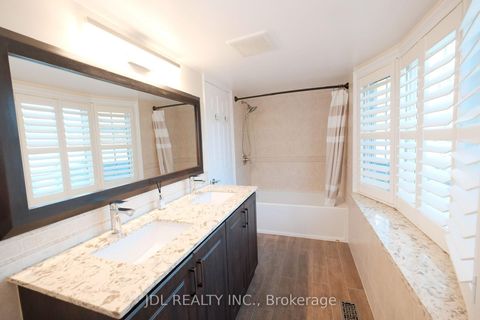 Photo 19 at 53 Fern Valley Crescent, Oak Ridges, Richmond Hill