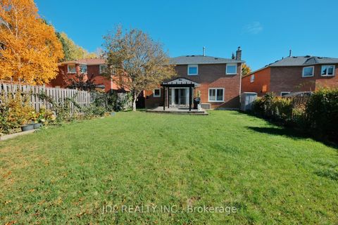 Photo 28 at 53 Fern Valley Crescent, Oak Ridges, Richmond Hill