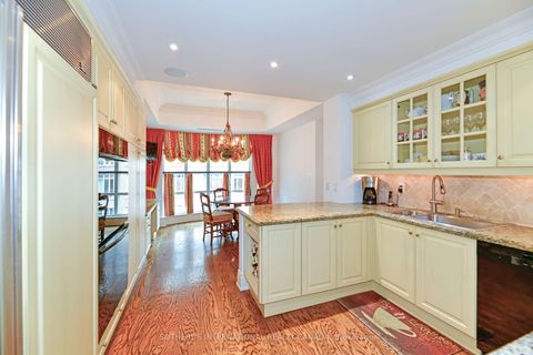 Photo 12 at 905 - 33 Delisle Avenue, St. Clair, Toronto