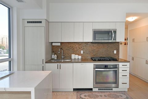 Photo 6 at 326 - 501 St Clair Avenue W, Casa Loma, Toronto