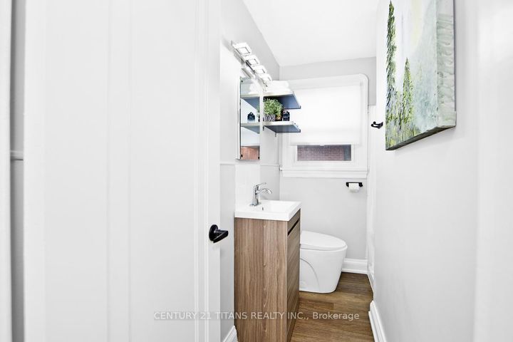 Photo 10 at 857 Masson Street, Centennial, Oshawa