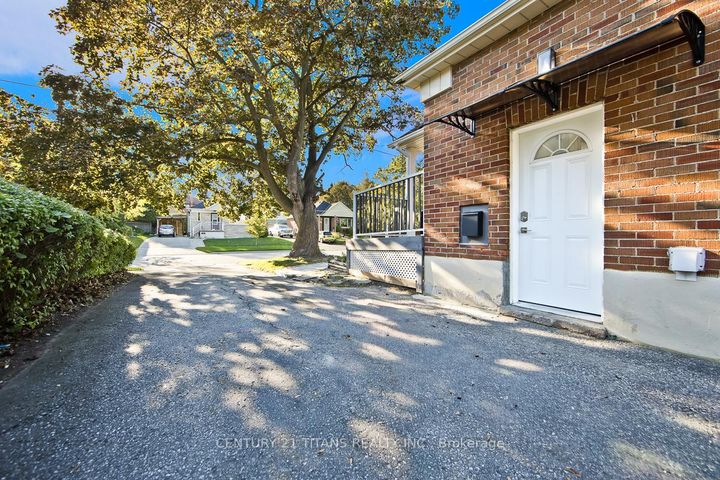 Photo 14 at 857 Masson Street, Centennial, Oshawa