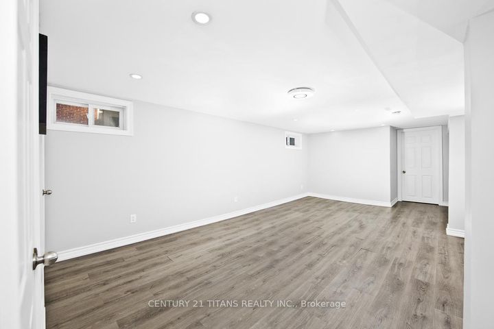 Photo 15 at 857 Masson Street, Centennial, Oshawa