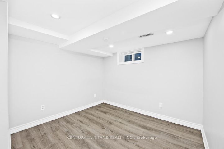 Photo 17 at 857 Masson Street, Centennial, Oshawa