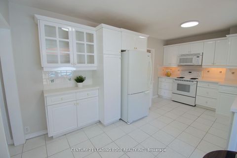 Photo 18 at 84 Allanford Road, Sullivan, Toronto