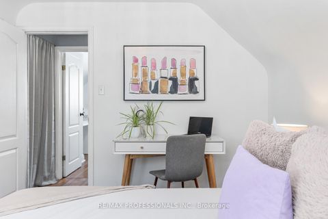 Photo 16 at 19 Mitcham Drive, Alderwood, Toronto