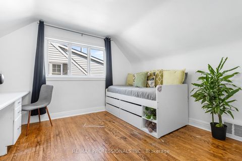 Photo 19 at 19 Mitcham Drive, Alderwood, Toronto