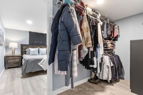 Photo 23 at 19 Mitcham Drive, Alderwood, Toronto