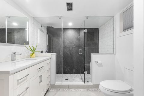 Photo 25 at 19 Mitcham Drive, Alderwood, Toronto