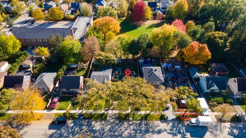 Photo 37 at 19 Mitcham Drive, Alderwood, Toronto