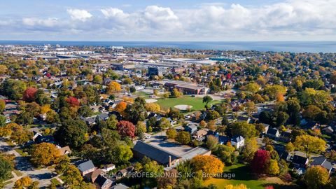 Photo 41 at 19 Mitcham Drive, Alderwood, Toronto