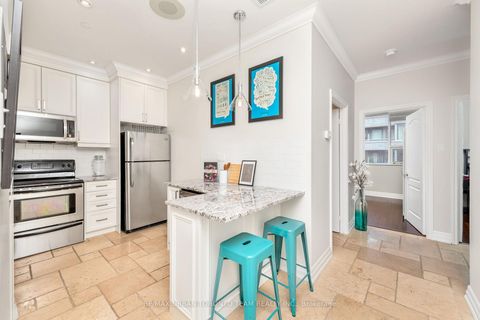 Photo 7 at 401 - 393 King Street W, Waterfront Communities C1, Toronto