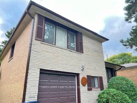 Photo 3 at 53 Lloydminster Crescent, Newtonbrook East, Toronto