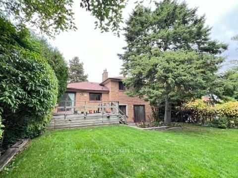 Photo 5 at 53 Lloydminster Crescent, Newtonbrook East, Toronto