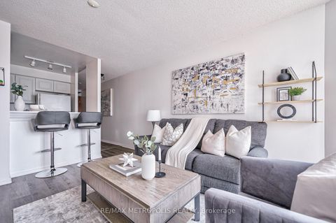 Photo 9 at PH109 - 11 Lee Centre Drive, Woburn, Toronto