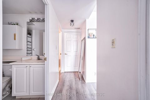 Photo 10 at PH109 - 11 Lee Centre Drive, Woburn, Toronto