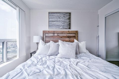 Photo 16 at PH109 - 11 Lee Centre Drive, Woburn, Toronto