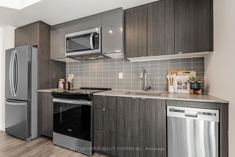Photo 13 at 611 - 1461 Lawrence Avenue W, Amesbury, Toronto