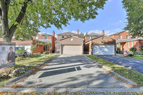 Photo 0 at 32 Mountfield Crescent, Brownridge, Vaughan