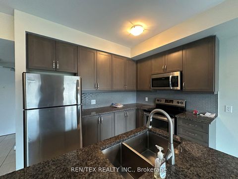 Photo 2 at 208 - 3865 Major Mackenzie Drive, Vellore Village, Vaughan