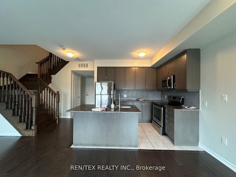 Photo 3 at 208 - 3865 Major Mackenzie Drive, Vellore Village, Vaughan
