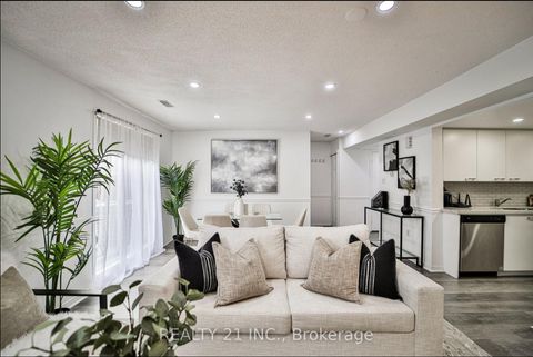 Photo 6 at 1036 - 75 Weldrick Road E, Observatory, Richmond Hill