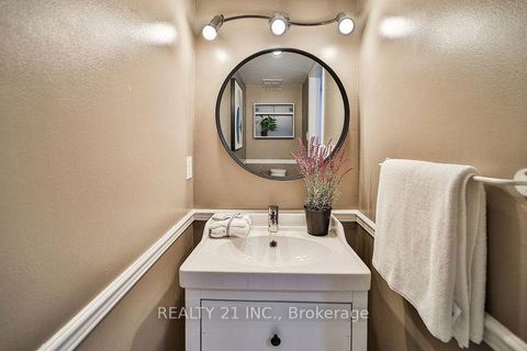 Photo 28 at 1036 - 75 Weldrick Road E, Observatory, Richmond Hill