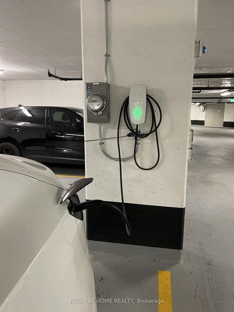 Photo 23 at 511 - 109 Ossington Avenue, Bellwoods, Toronto