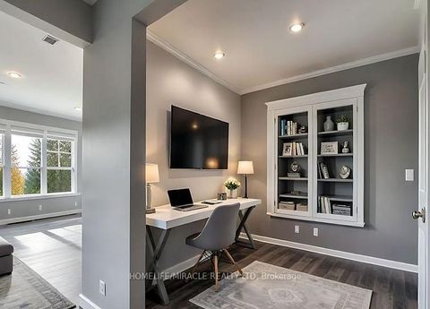 Photo 11 at 11 Phoenix Boulevard, Rural Barrie Southeast, Barrie